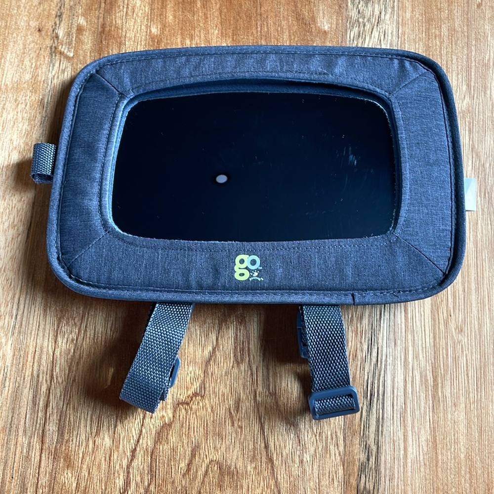 Mirror For Rear And Forward Facing Car Seats Go by Goldbug